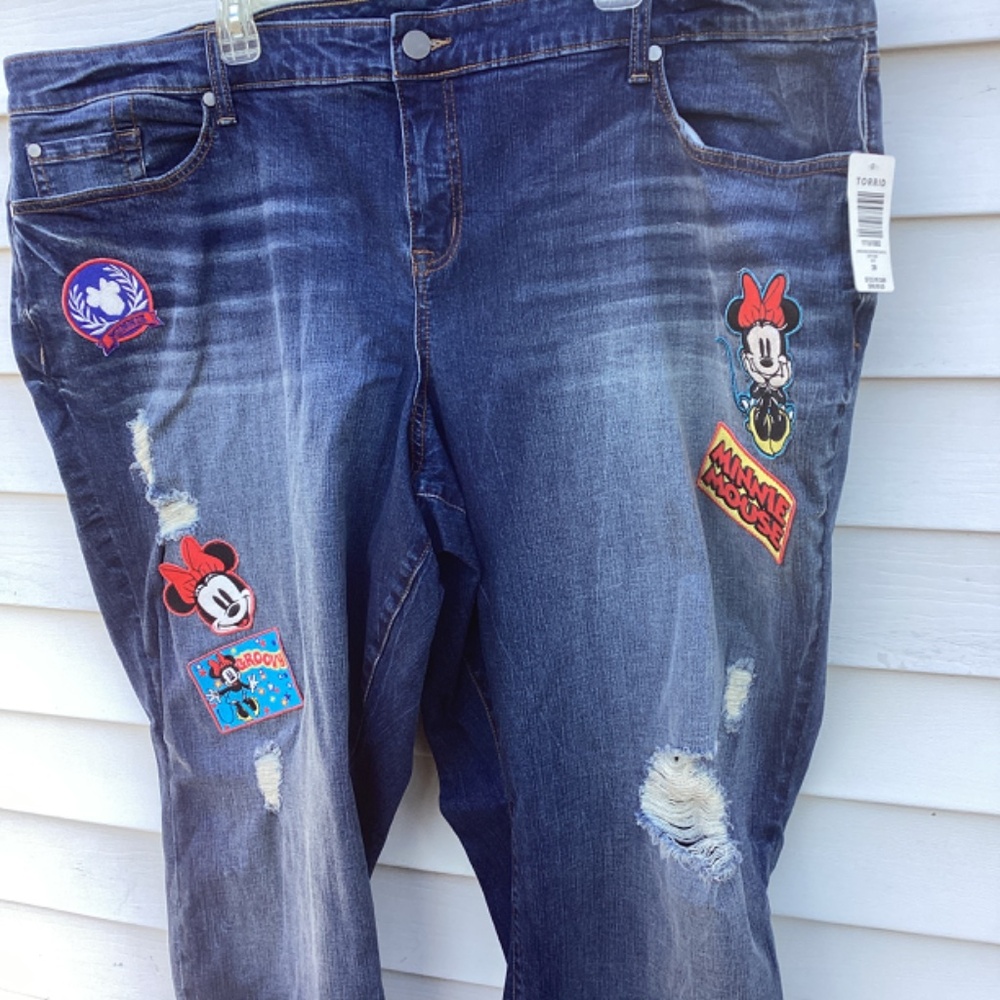 NWT Torrid Mickey Mouse Disney Patch Jeans Womens Plus 28 NEW Size 28 - measurem - Picture 10 of 10